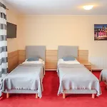 Botanik Hostel